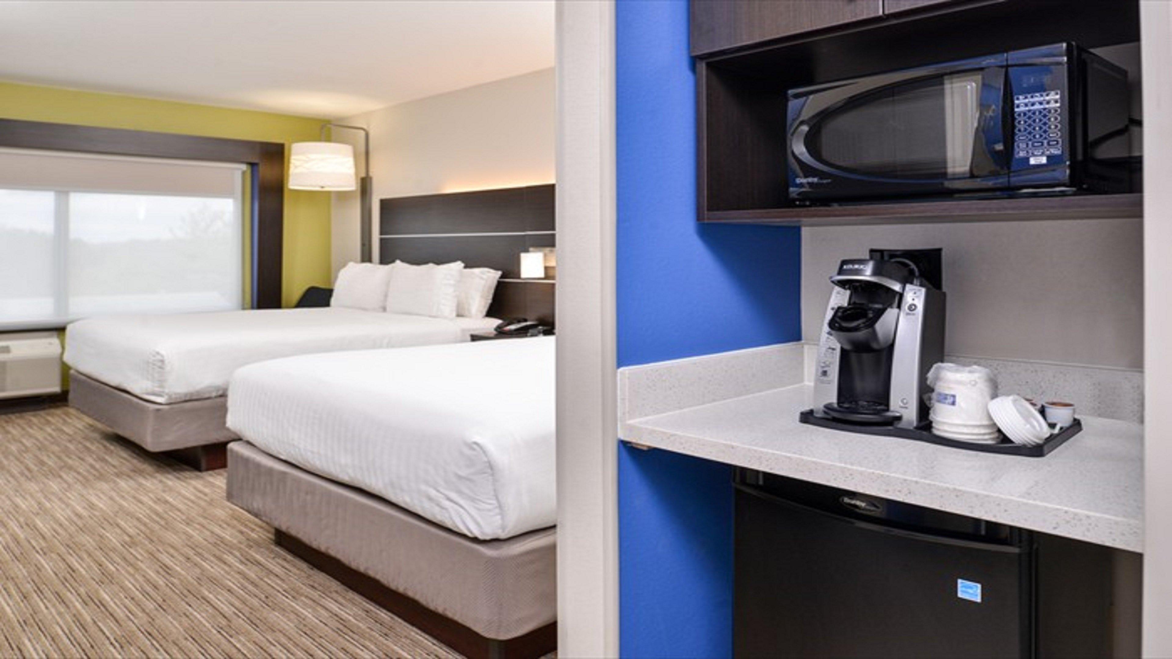 Holiday Inn Express & Suites - Parkersburg East By Ihg Exteriör bild