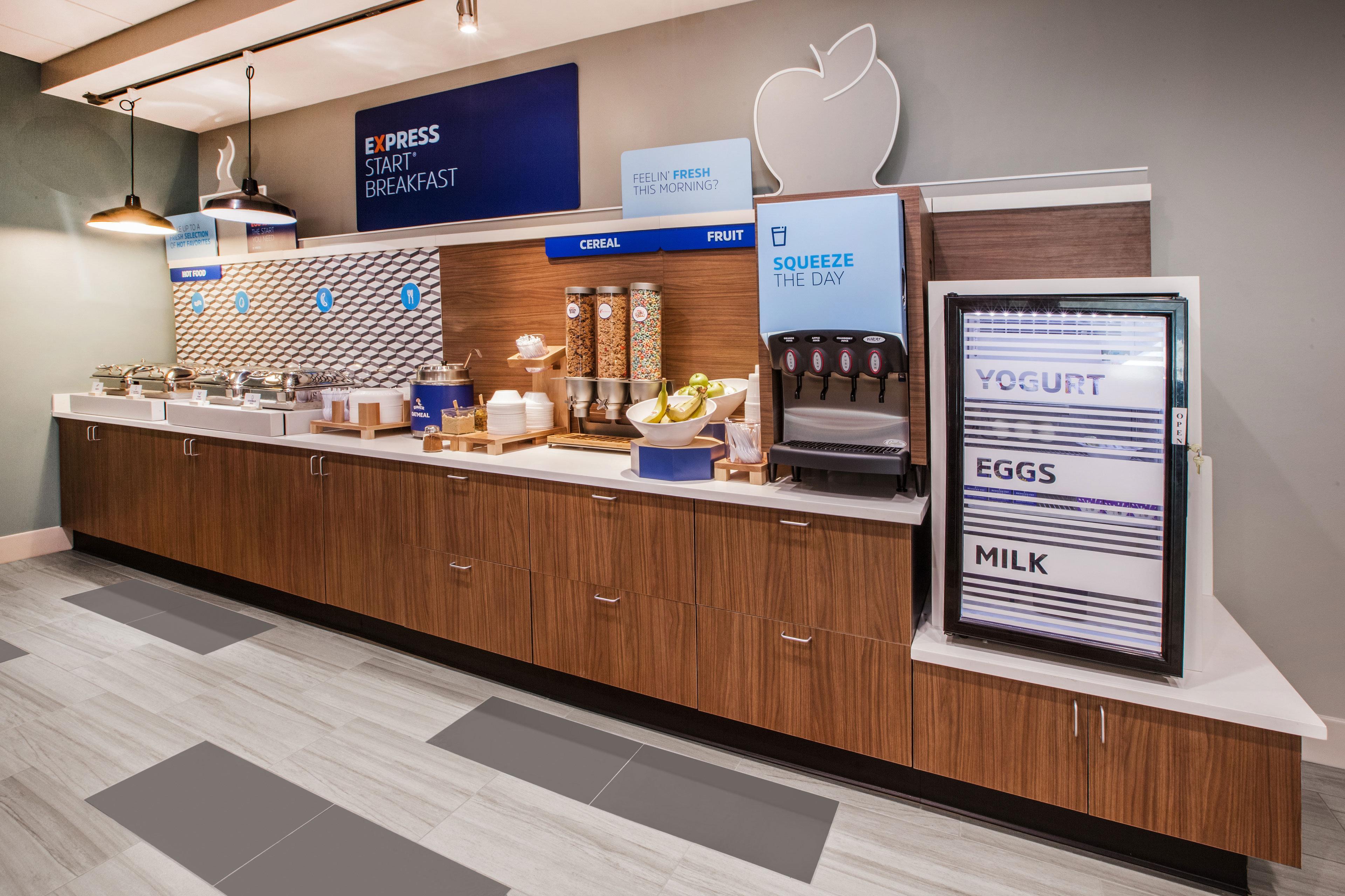 Holiday Inn Express & Suites - Parkersburg East By Ihg Exteriör bild