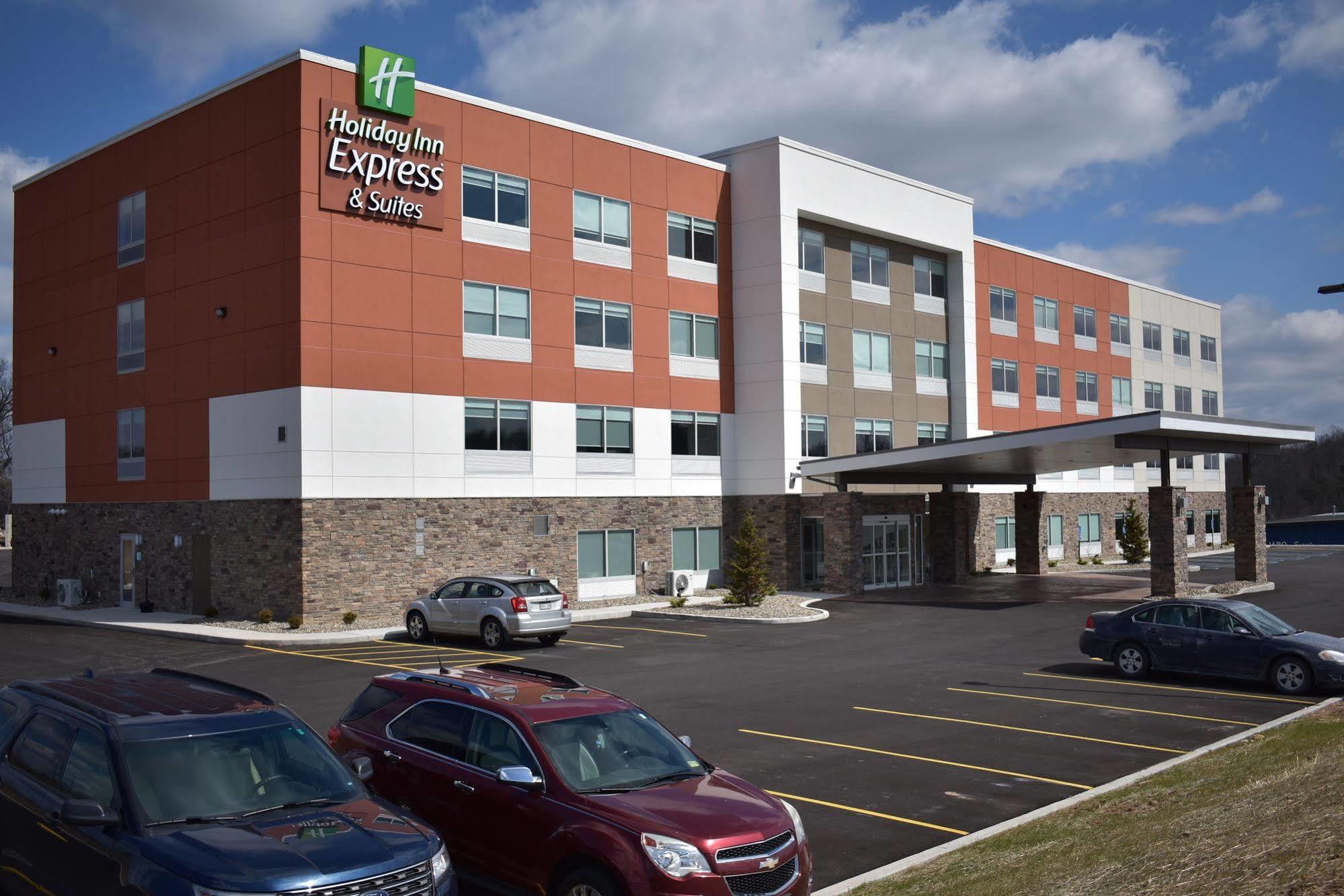 Holiday Inn Express & Suites - Parkersburg East By Ihg Exteriör bild