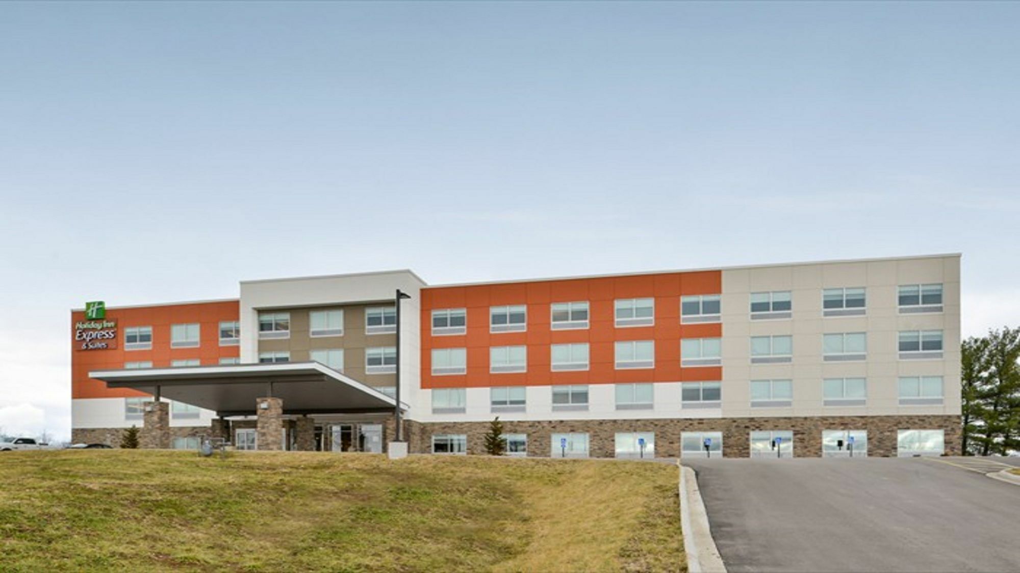 Holiday Inn Express & Suites - Parkersburg East By Ihg Exteriör bild